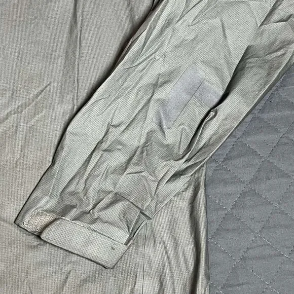 Patagonia Torrentshell H2No Rain JacketMen’s Medium Waterproof Hooded – Gray